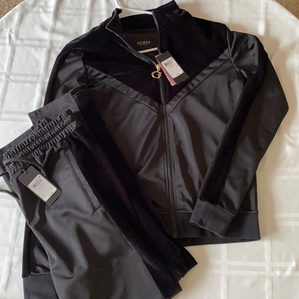 Brand new never worn Guess sweat outfit